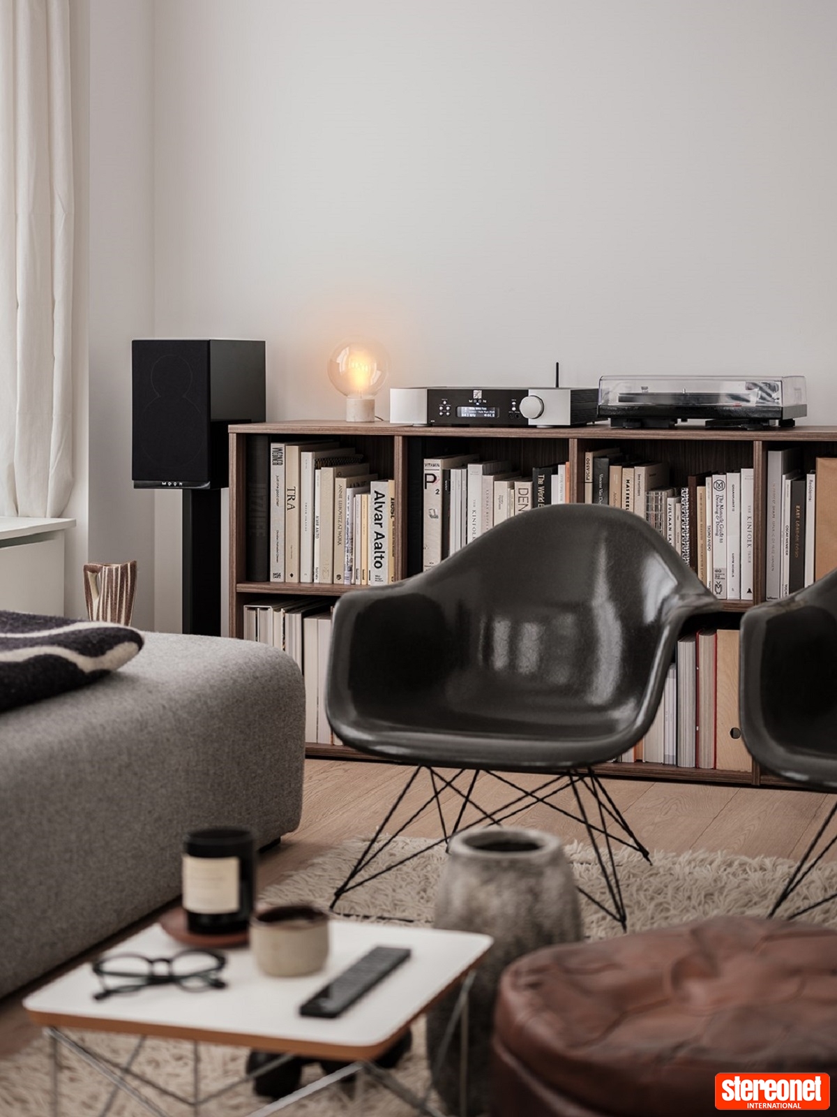 MOON Voice 22 Review